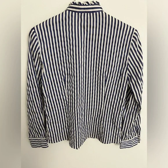 G2000 - Picture 2 of 4